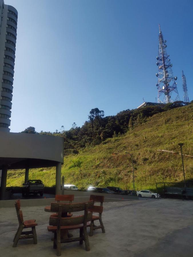 5-6 Pax Family Room Skyview Homestay, Golden Hills Resort Genting Highlands Dış mekan fotoğraf